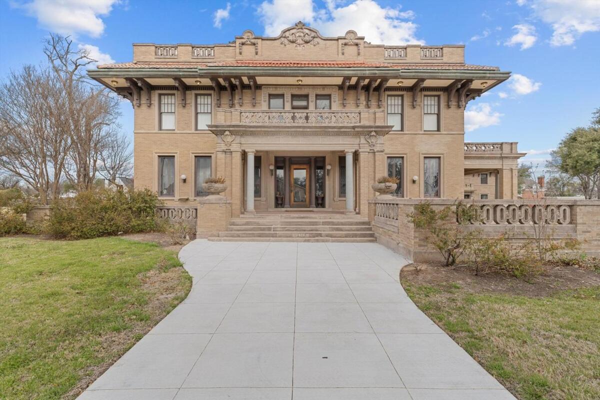 Historic Migel House In Downtown Waco Villa Kültér fotó